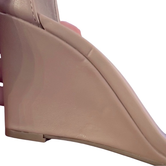 KELLY & KATIE • Warm Taupe Tan Baby Lambskin Himesta Wedge Sandal Heel - Picture 10 of 10